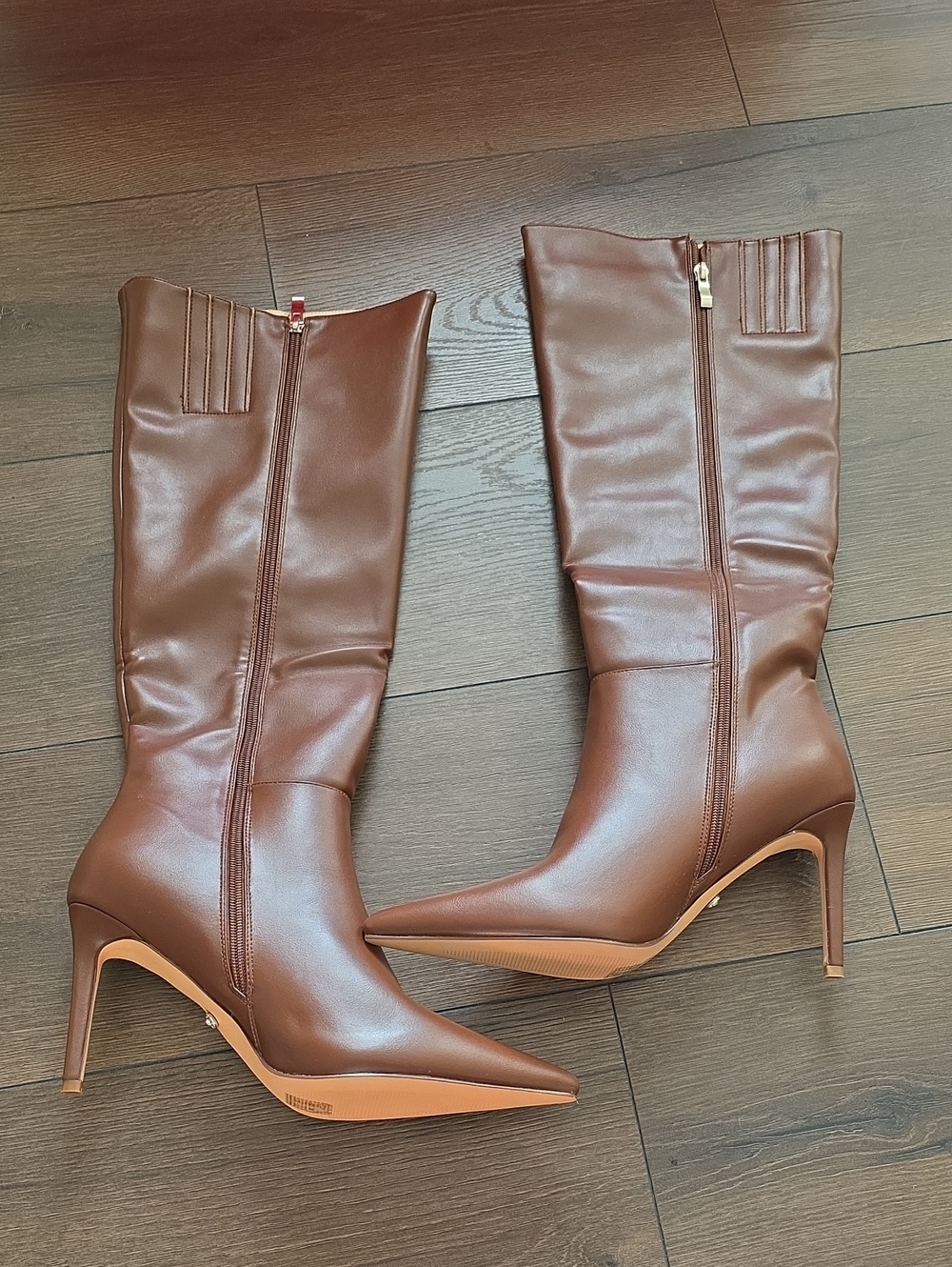 Azalea Wang Akira Women's Brown Pointed-Toe Mid-Calf Heeled Boots